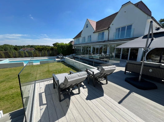 7 Ways You Can Improve Your Outdoor Space