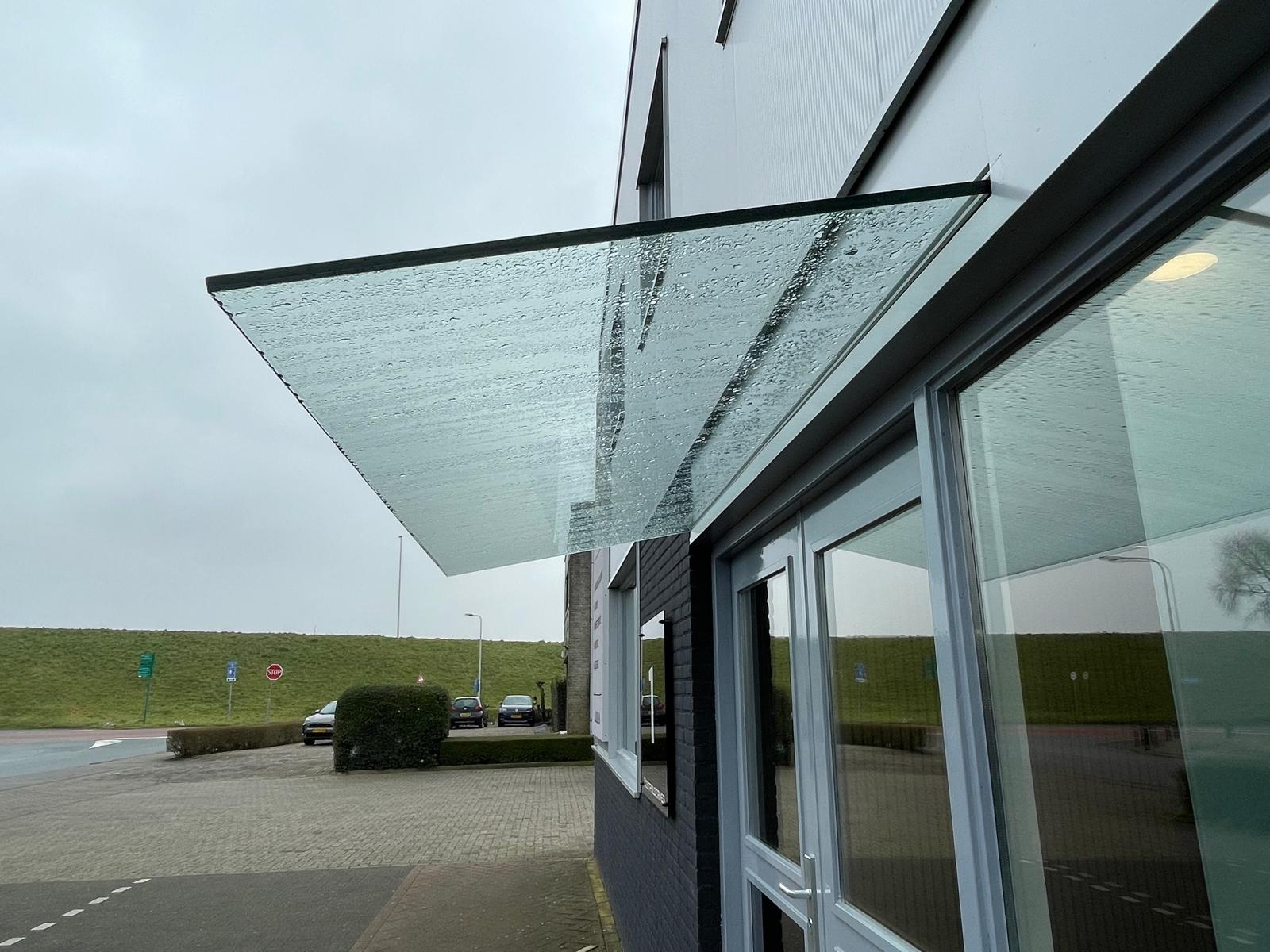 Airforce Cantilever Glass Canopy
