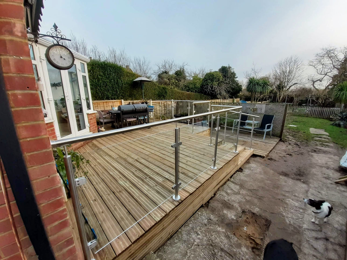 Handrail Bracket with Fixed Saddle for 42mm x 2.6mm Post 42mmm Handrail