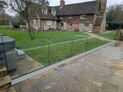 180° Stiffener For 16.76mm - 19mm Glass